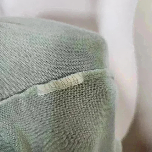 Giulia women's 100% silk blouse with back embroidery size medium - Picture 6 of 7